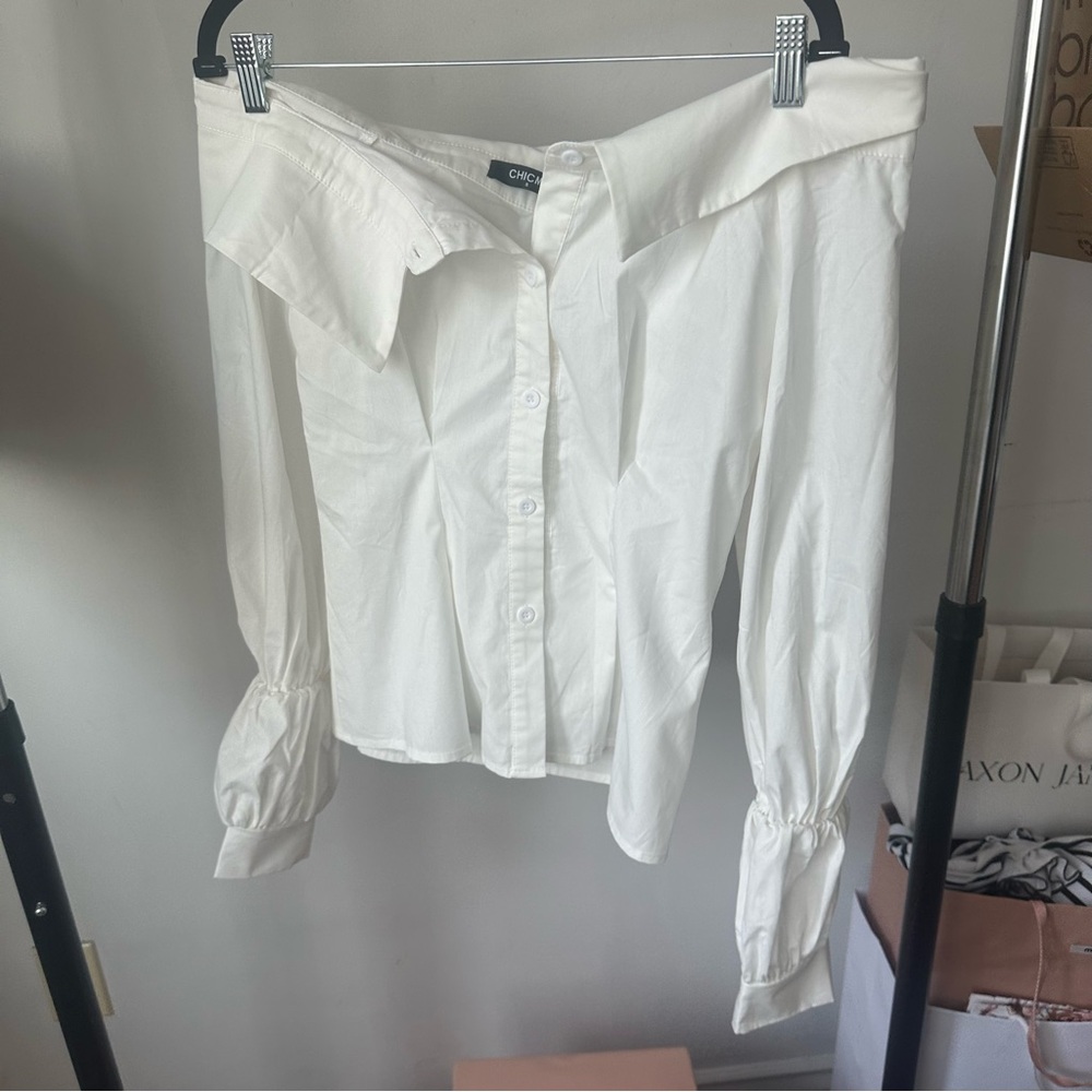 Chic White Off-Shoulder Button Down Shirt